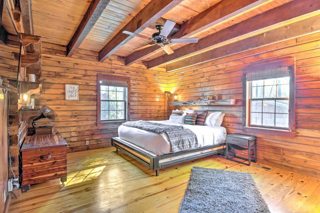 Luxury Pearcy Cabin With 5 Private Acres And Hot Tub! Bagian luar foto