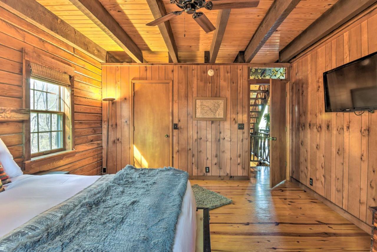 Luxury Pearcy Cabin With 5 Private Acres And Hot Tub! Bagian luar foto
