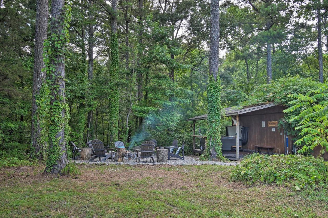 Luxury Pearcy Cabin With 5 Private Acres And Hot Tub! Bagian luar foto